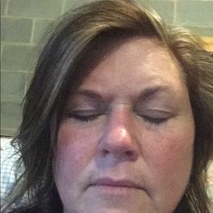 Meet your Posher, Leslie